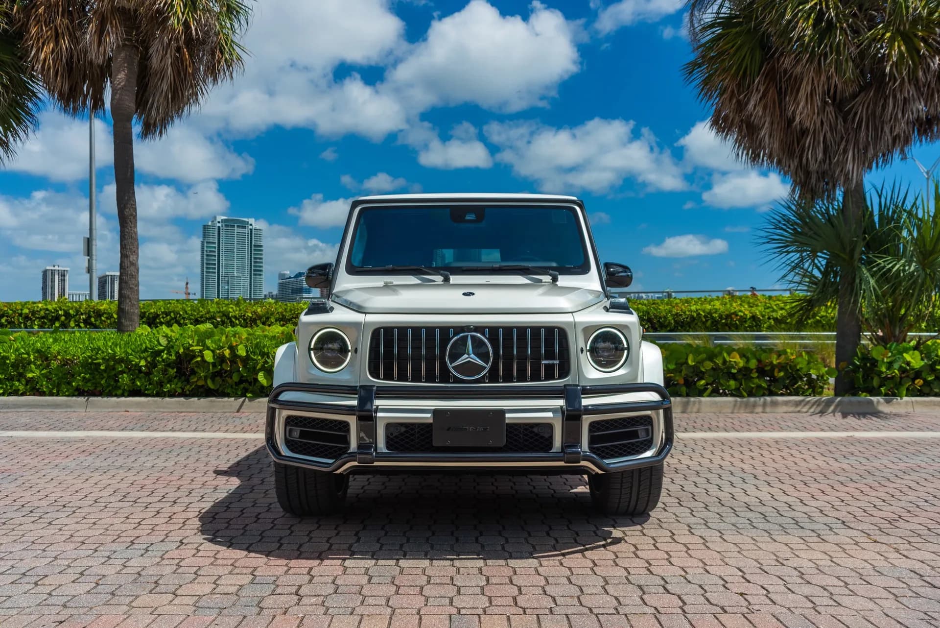 Mercedes G63 AMG (White) - photo 2