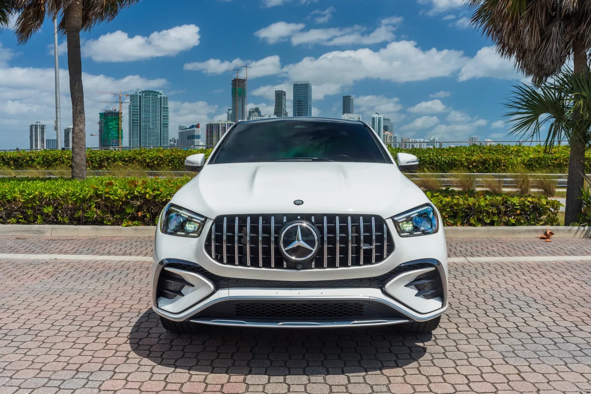 Mercedes-Benz GLE53 White:Black - photo 2