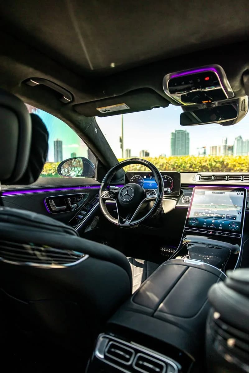 Mercedes S580 (Black/Black) - photo 3