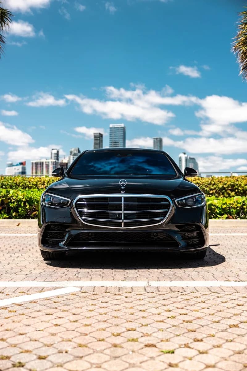 Mercedes S580 (Black/Black) - photo 1