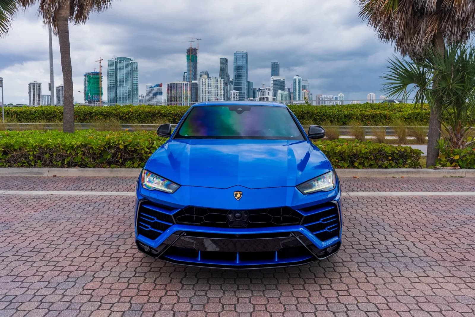 Lamborghini Urus Blue - photo